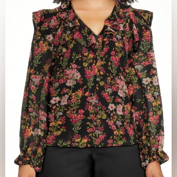 Time and Tru Tops - Time and Tru Women's Ruffle Blouse Floral XL NWT